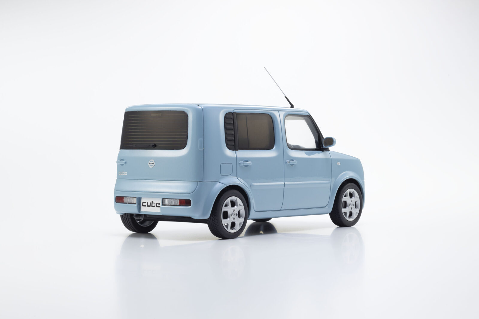 Nissan Cube DS Modellismo Nissan Cube scala 1:18 Samurai