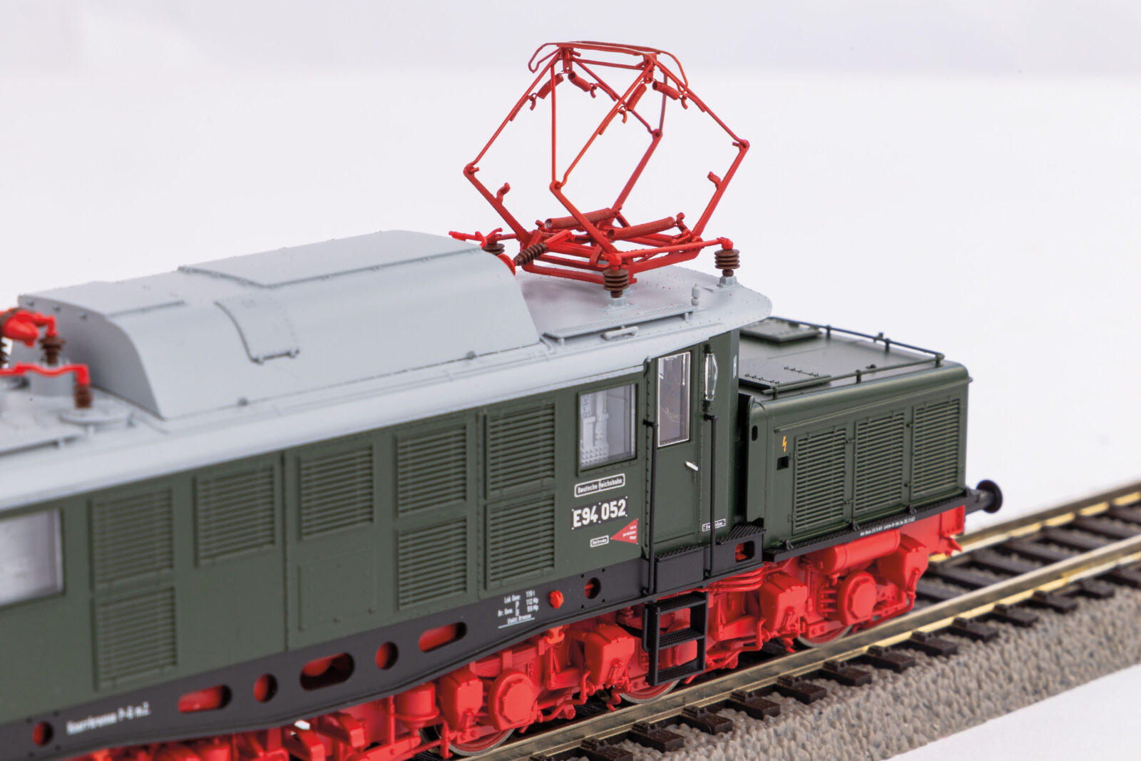 Locomotiva elettrica / Sound BR E 94 DR Epoca III Scala H0 DS Modellismo Locomotiva elettrica / Sound BR scala H0