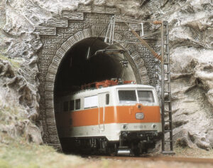2 portali per locomotive elettriche scala N