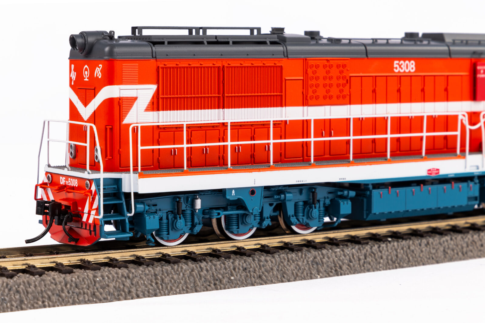 Locomotiva Diesel / Sound DF7C Shanghai Railway Scala H0 DS Modellismo Locomotiva Diesel / Sound DF7C scala H0