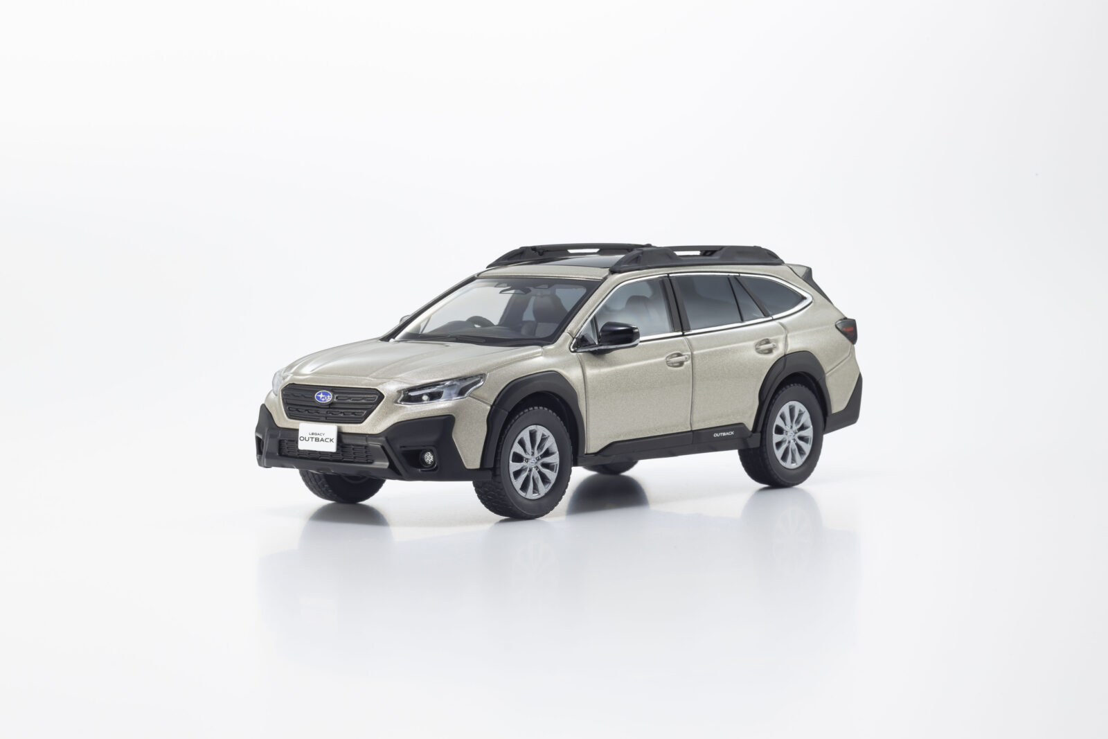 Subaru Legacy Outback DS Modellismo Subaru Legacy Outback scala 1:43 Kyosho