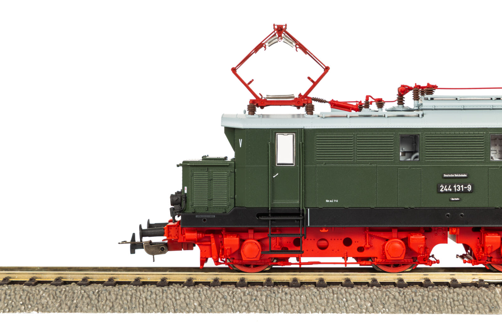 Locomotiva Elettrica BR 244 DR Epoca IV Scala H0 DS Modellismo Locomotiva Elettrica BR 244 DR scala H0 - vista 3