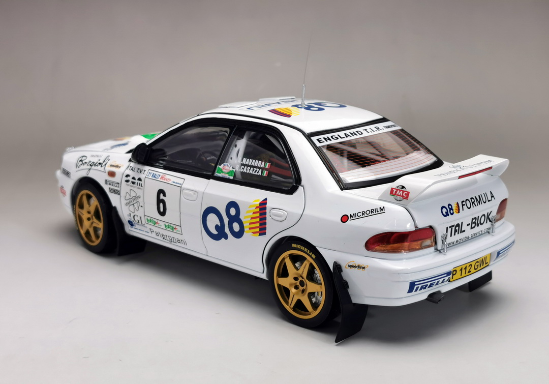 Subaru Impreza 555 - #6 A. Navarra / R.Casazza DS Modellismo Subaru Impreza 555 #6 A. Navarra scala 1:18