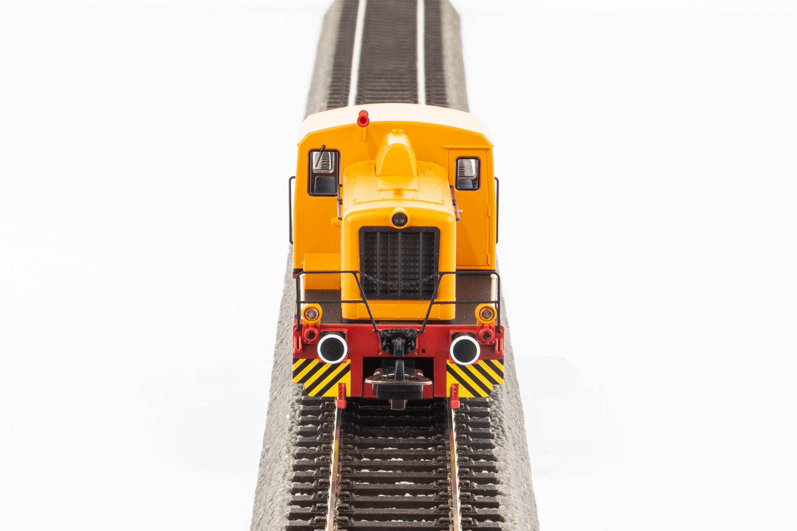 Locomotiva Diesel TGK2 "Bundeswehr" Epoca V Scala H0 DS Modellismo Locomotiva Diesel TGK2 "Bundeswehr" scala H0