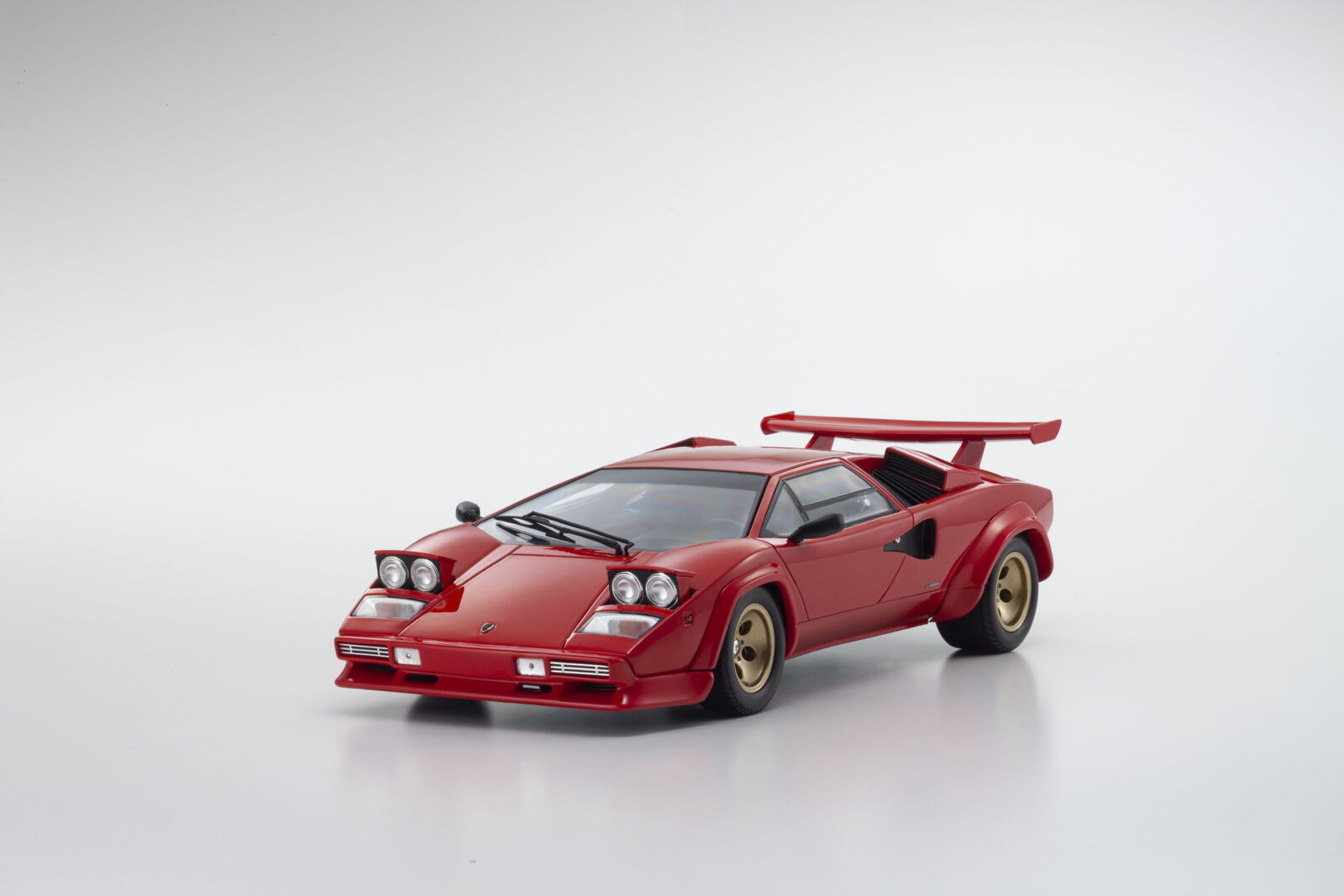 Lamborghini Countach LP 5000 Quattrovalvole DS Modellismo Lamborghini Countach LP 5000 scala 1:18