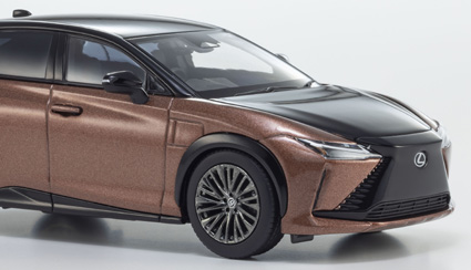 Lexus RZ 450e DS Modellismo Lexus RZ 450e scala 1:43 Kyosho