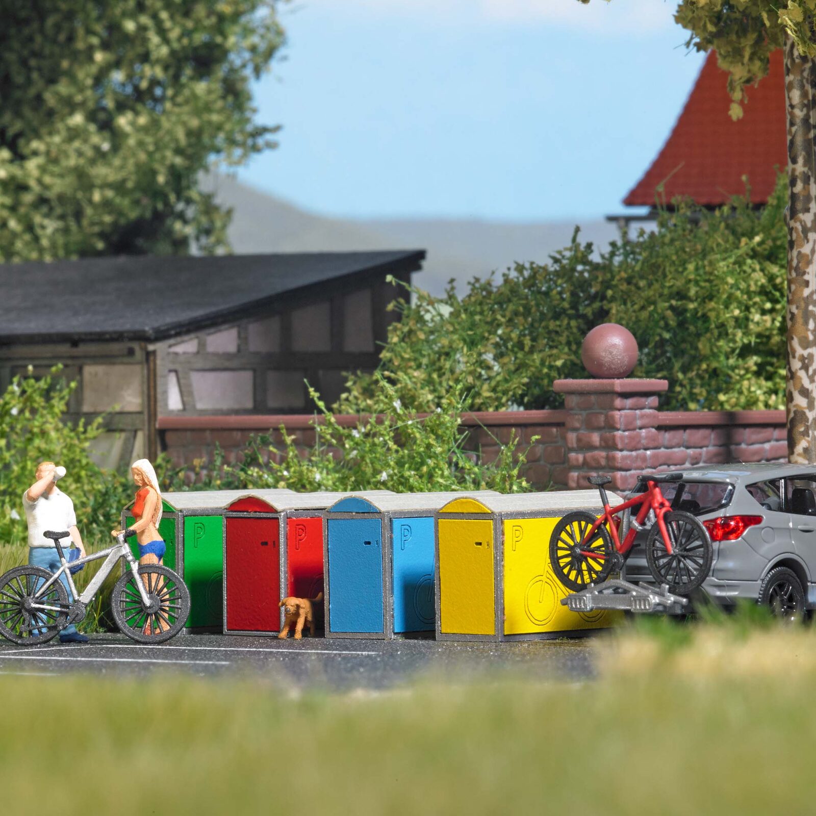 4 box per biciclette Scala H0 DS Modellismo 4 box per biciclette scala H0 Busch