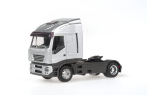 Iveco Stralis metallic scala H0 Rietze
