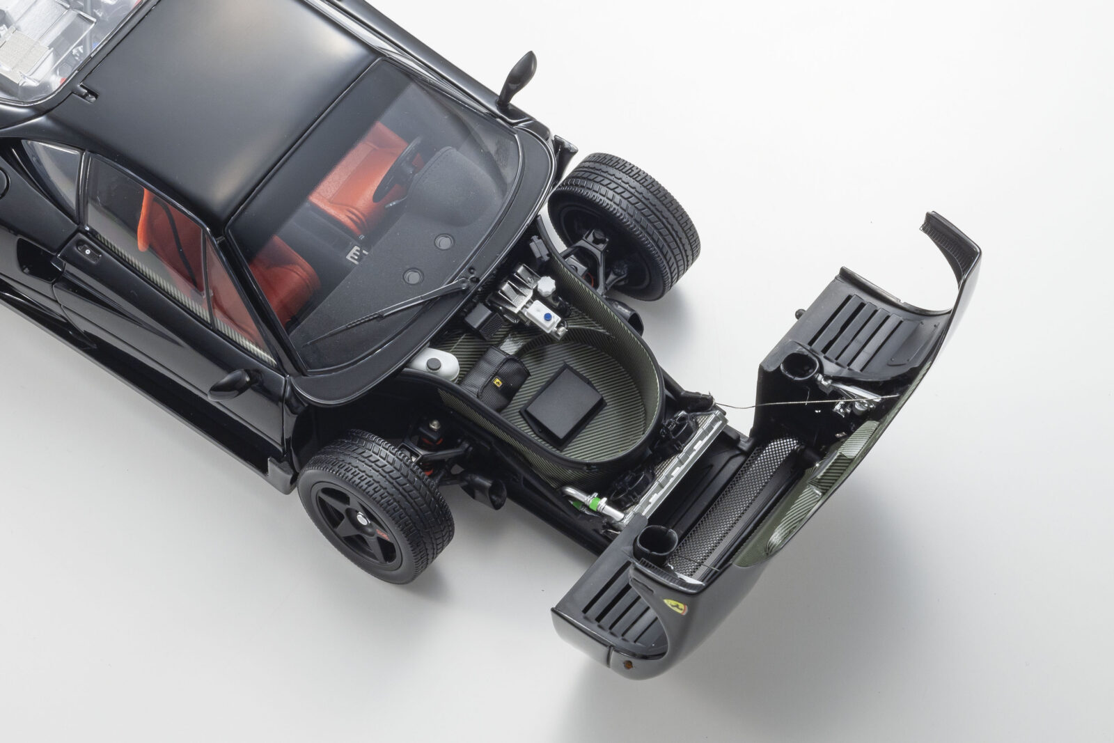 Ferrari F40 DS Modellismo Ferrari F40 scala 1:18 Kyosho