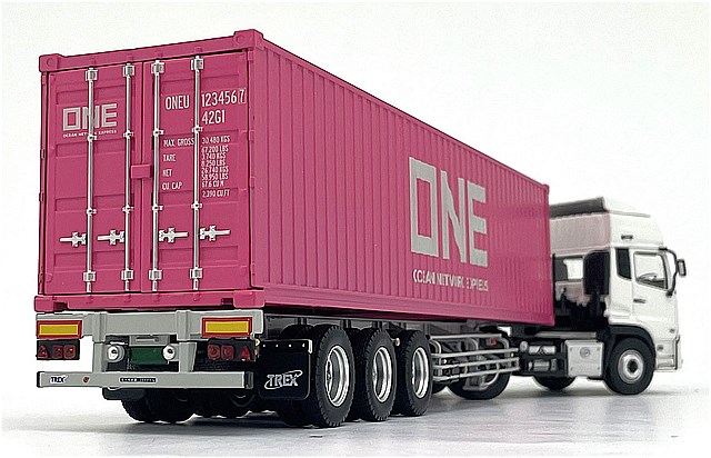 UD Quon Container Trailer (ONE) DS Modellismo UD Quon Container Trailer (ONE) scala 1:43