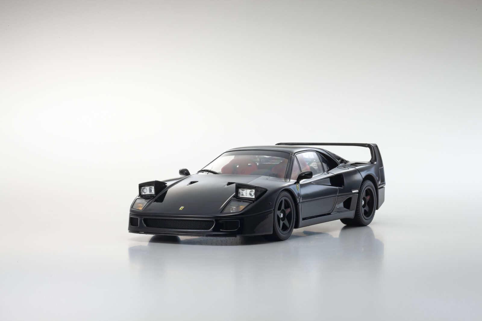 Ferrari F40 DS Modellismo Ferrari F40 scala 1:18 Kyosho