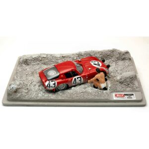 Alfa Romeo TZ2 N.43 24 H Le Mans 1965 Zeccoli-Rosinski Diorama 1:43