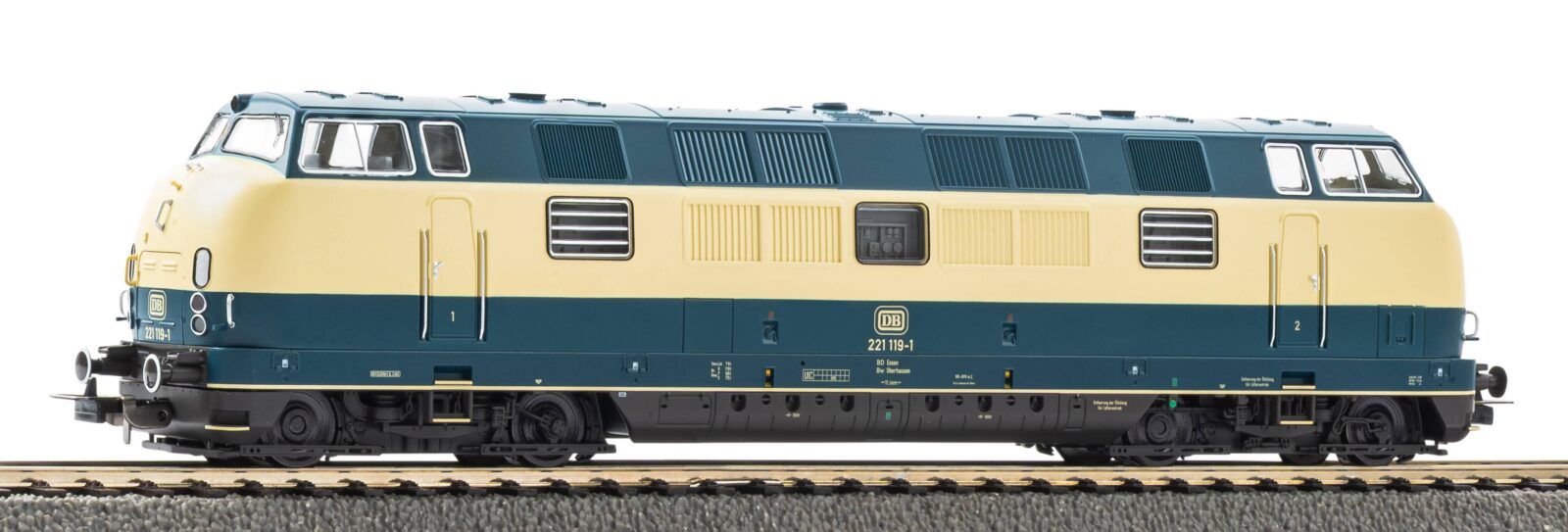 Locomotiva Diesel / Sound BR 221 DB Epoca IV - Versione in Corrente Alternata Scala H0 DS Modellismo Locomotiva Diesel / Sound BR 221 DB scala H0