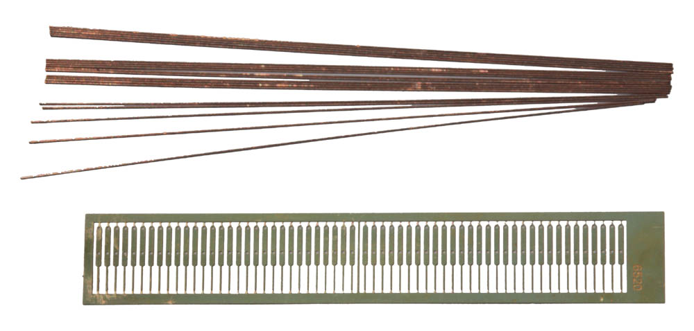 Ringhiere metalliche 60 montanti, 20 fili di rame a 20 cm Scala H0 DS Modellismo Ringhiere metalliche 60 montanti, scala H0