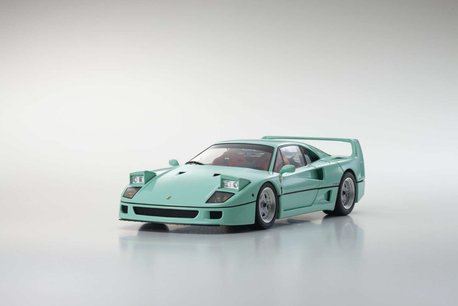 Ferrari F40 DS Modellismo Ferrari F40 scala 1:18 Kyosho
