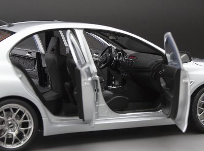 Mitsubishi Lancer Evolution X DS Modellismo Mitsubishi Lancer Evolution X scala 1:18