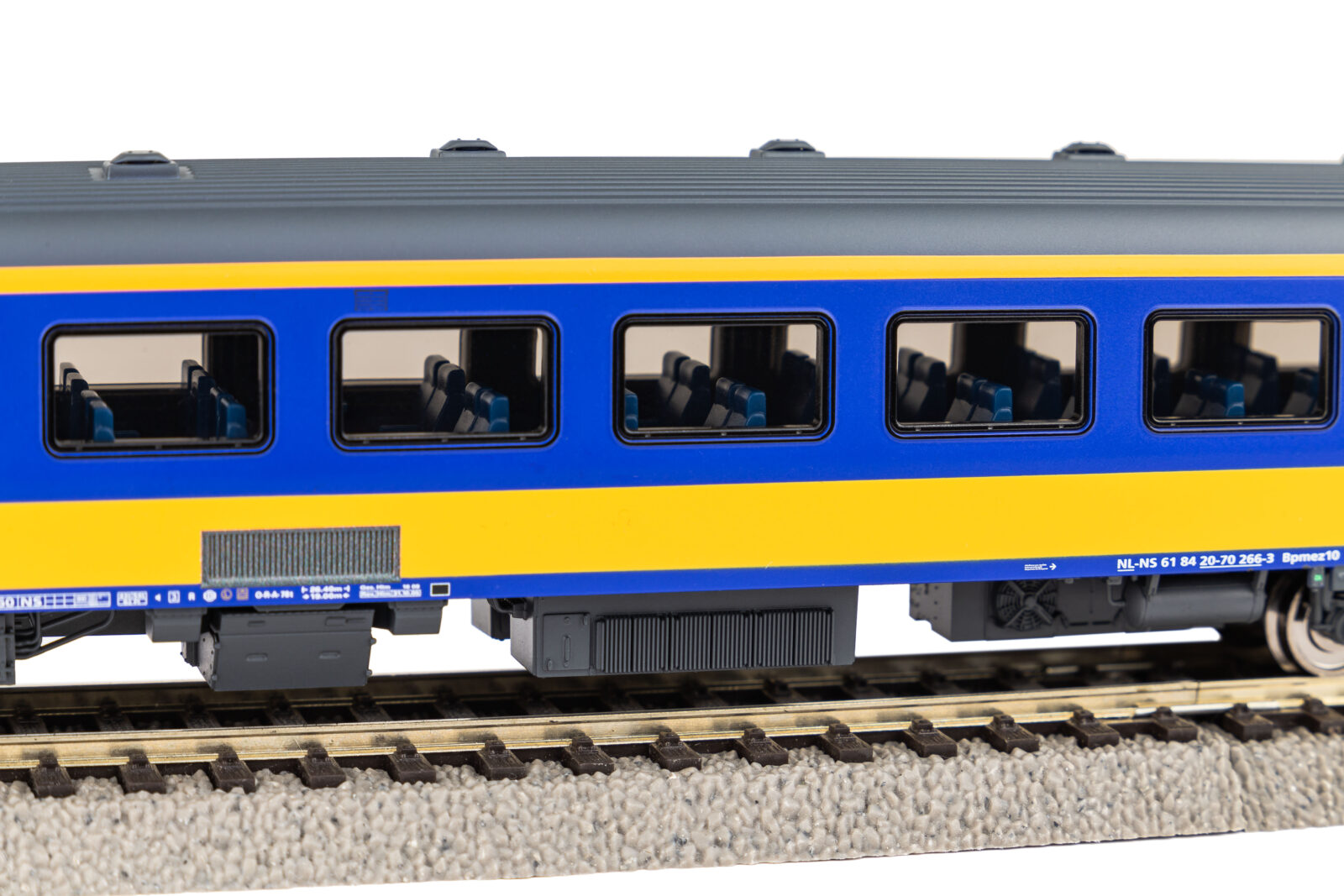 Carrozza Passeggeri ICR 2^ Classe NS VI Scala H0 DS Modellismo Carrozza Passeggeri ICR 2^ Classe scala H0 - vista 3