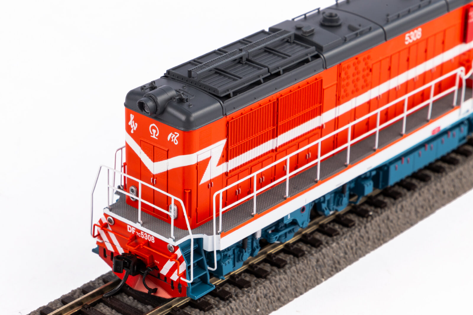 Locomotiva Diesel / Sound DF7C Shanghai Railway Scala H0 DS Modellismo Locomotiva Diesel / Sound DF7C scala H0