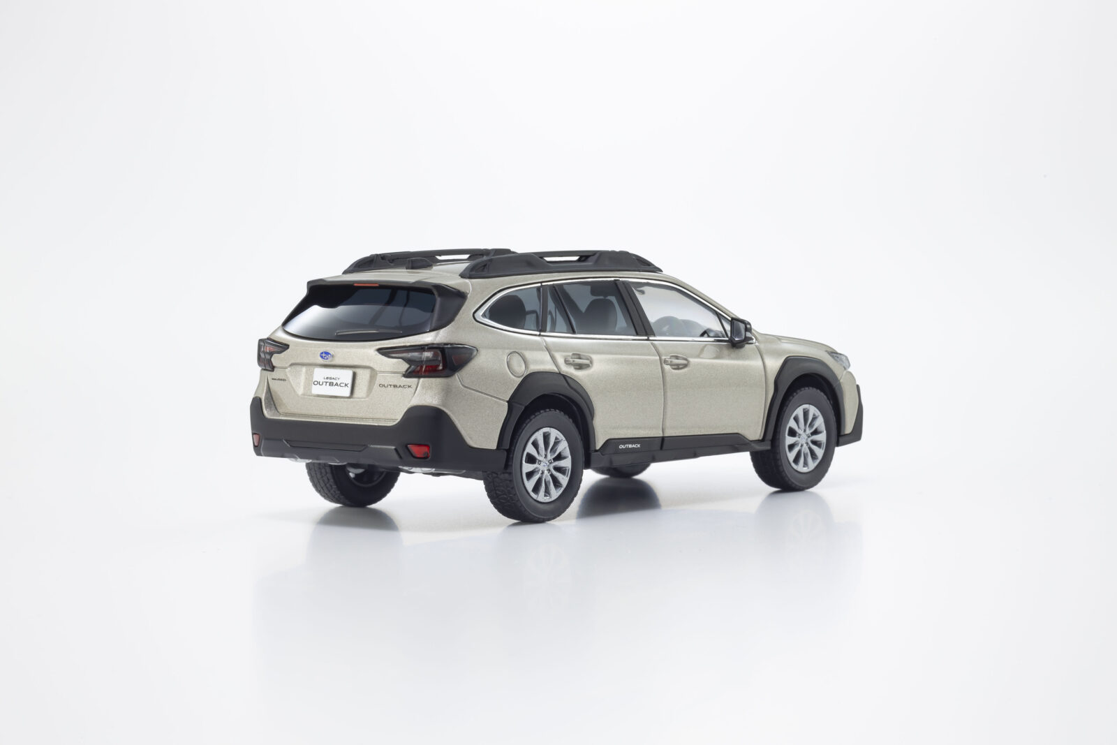 Subaru Legacy Outback DS Modellismo Subaru Legacy Outback scala 1:43 Kyosho