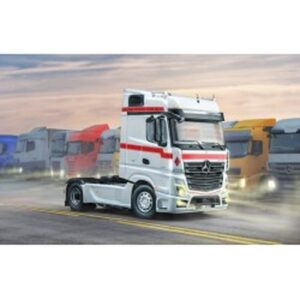 1/24 Mercedes-Benz MP4 Big Space