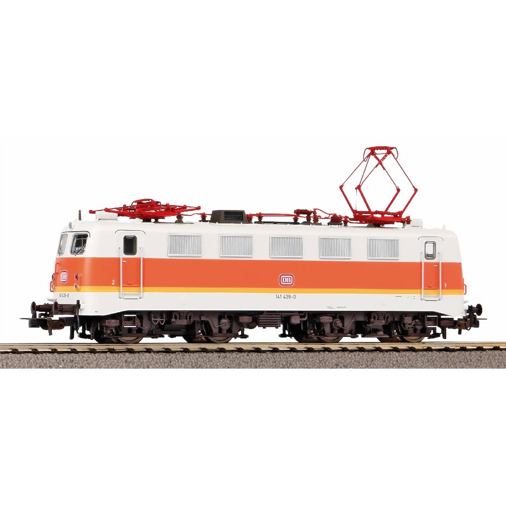 Locomotiva elettrica Gruppo 141 DB S-Bahn Norimberga DB Epoca IV Scala H0 DS Modellismo Locomotiva elettrica Gruppo 141 DB S-Bahn Norimberga DB Epoca IV Scala H0