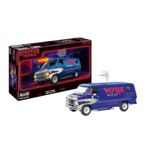 Car "Stranger Things" GMC Kit 1:25