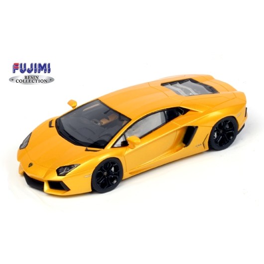 Lamborghini Aventador LP700-4 2012 Giallo Orion Fujimi DS Modellismo Lamborghini Aventador LP700-4 2012 Giallo Orion Fujimi