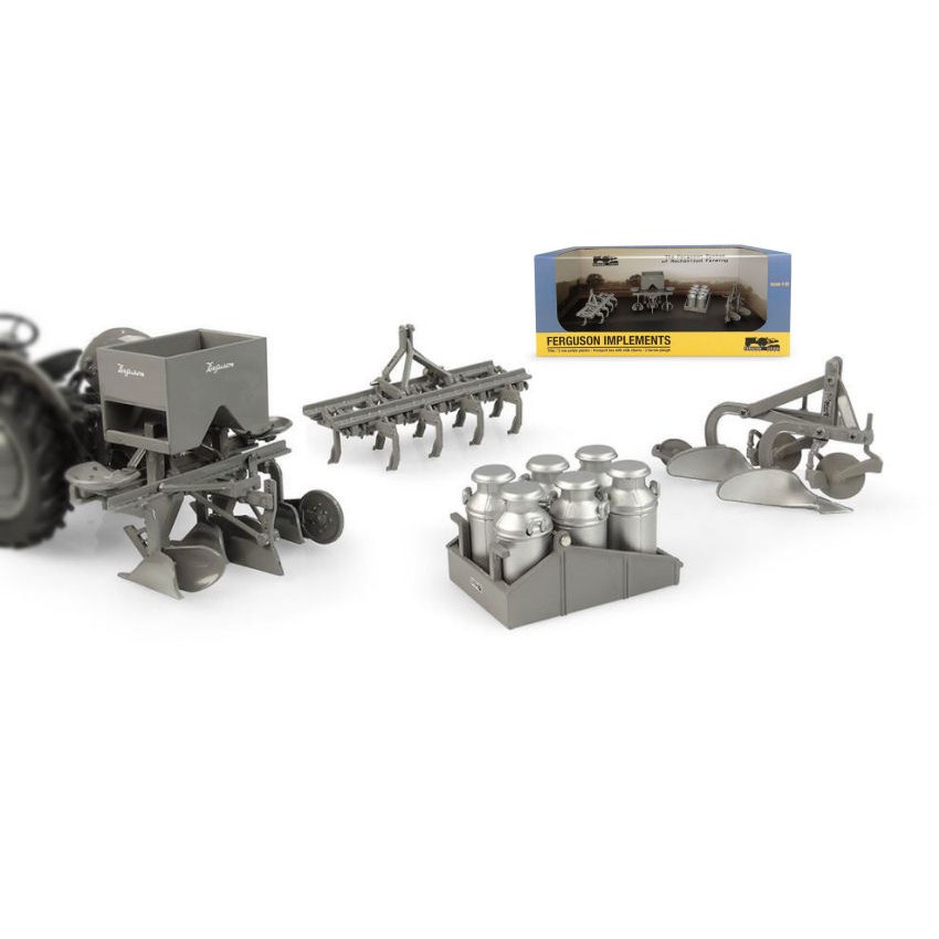 Set 4 Accessori Aratro/Erpice/Assolcatore E Contenitori Latte 1:32 DS Modellismo Set 4 Accessori Aratro/Erpice/Assolcatore E Contenitori Latte 1:32
