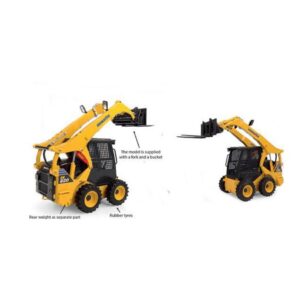 Komatsu SK820 with 2 Implements 1:25