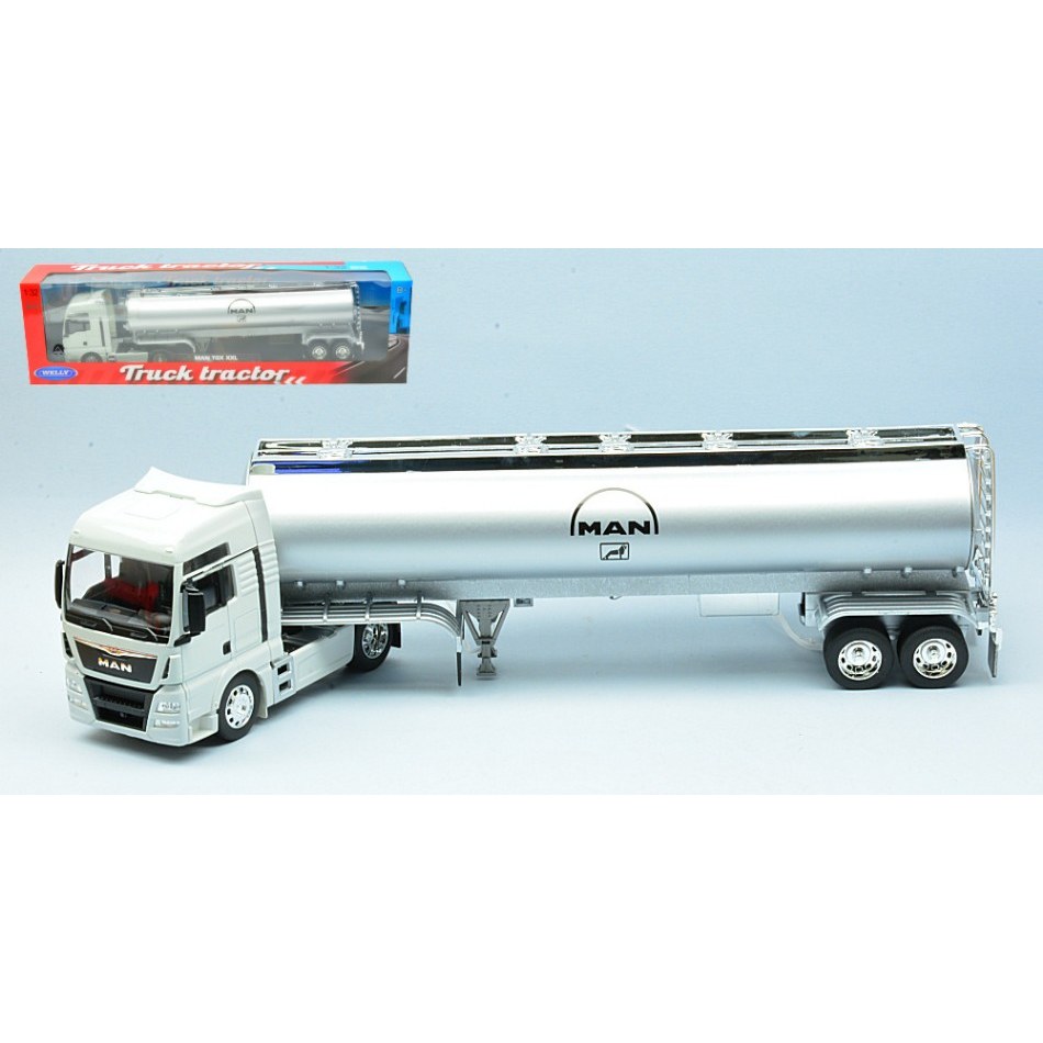 Man TGX XXL Tractor Cream W/Silver Oil Tanker 1:32 DS Modellismo Man TGX XXL Tractor Cream W/Silver Oil Tanker 1:32