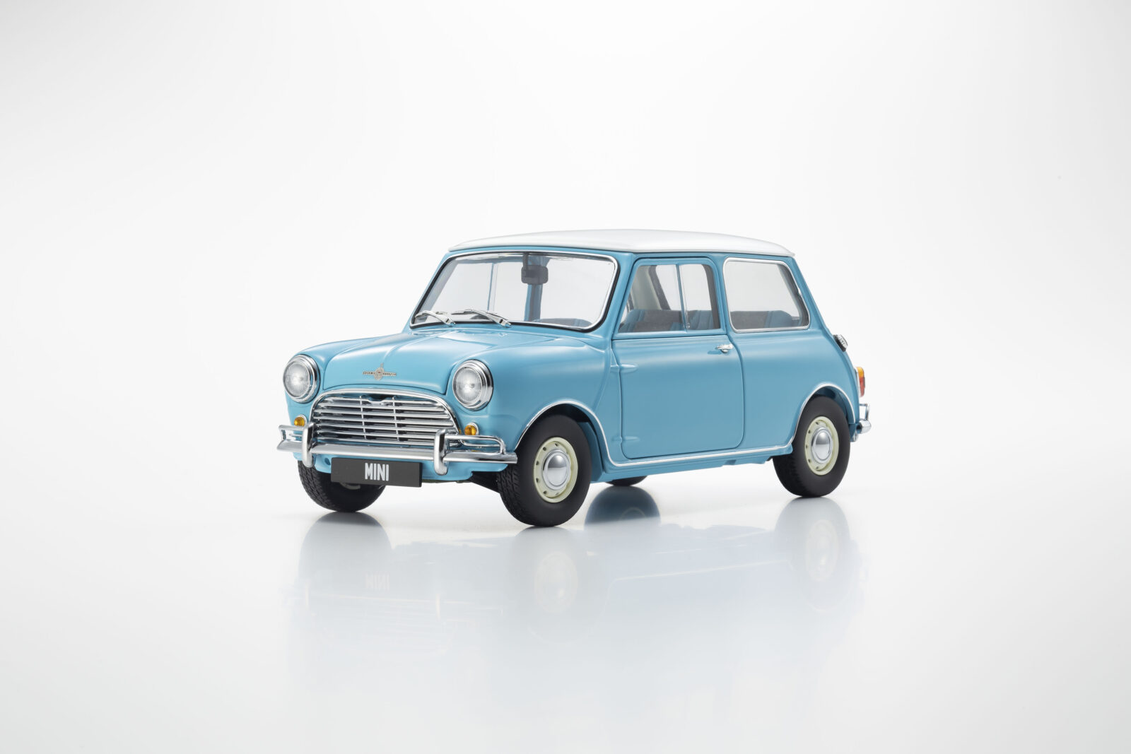 Morris Mini Cooper 1275S DS Modellismo Morris Mini Cooper 1275S scala 1:18 Kyosho