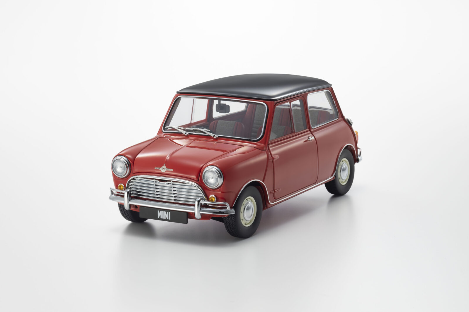 Morris Mini Cooper 1275S DS Modellismo Morris Mini Cooper 1275S scala 1:18 Kyosho - vista 5