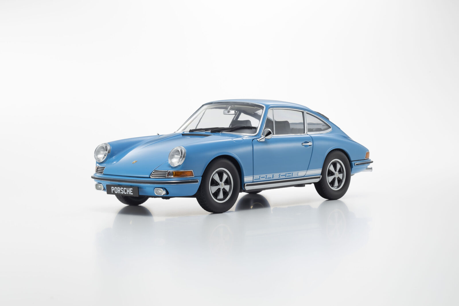 Porsche 911S DS Modellismo Porsche 911S scala 1:18 Kyosho