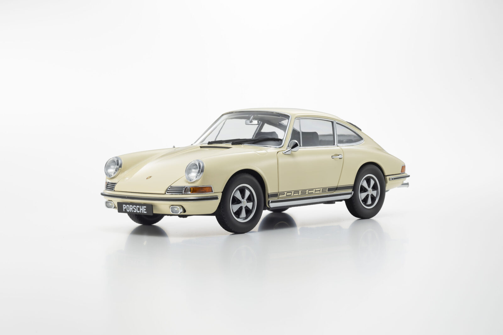 Porsche 911S DS Modellismo Porsche 911S scala 1:18 Kyosho